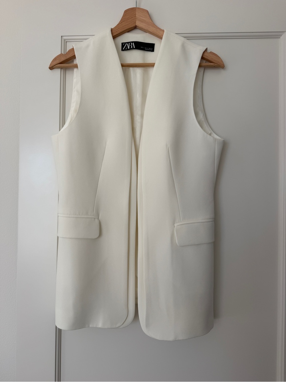 Zara Off-White Sleeveless Long Blazer Vest Brand NEW